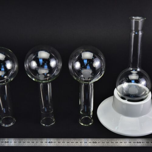 Set of four long-neck RASOTHERM round-bottom flasks without ground-glass joints, 250 ml Set of four long-neck RASOTHERM round-bottom flasks without ground-glass joints, 250 ml