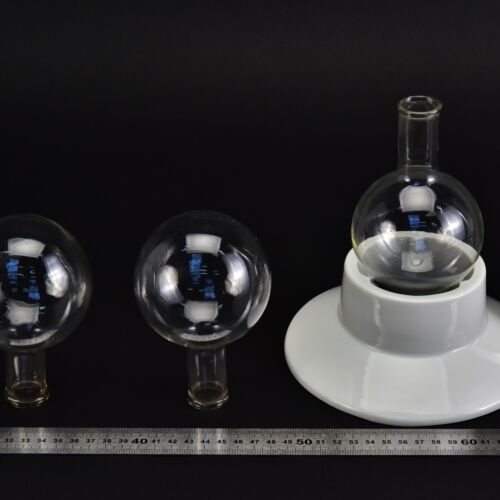 Set of three ERGON round-bottom flasks without ground-glass joints – No. 2 Set of three ERGON round-bottom flasks without ground-glass joints – No. 2