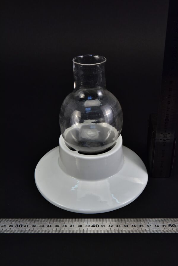 Short-neck round-bottom glasshouse flask