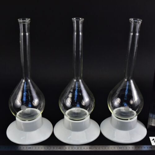 Set of three pear-shaped TERMISIL Kjeldahl-type flasks, 750 ml – No. 1