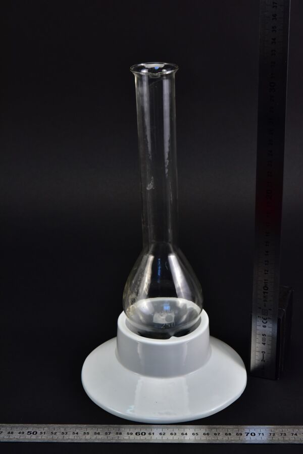 Long-neck ERGON Kjeldahl-type flask, 250 ml Long-neck ERGON Kjeldahl-type flask, 250 ml