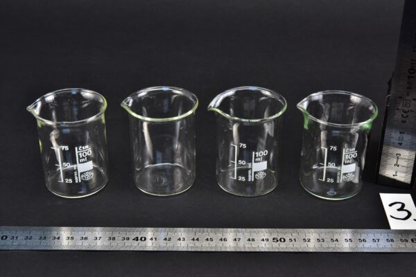 Set of four mixed low-form beakers, 100 ml – No. 3 Set of four mixed low-form beakers, 100 ml – No. 3