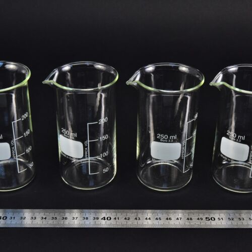 Set of four BORO 3.3-marked tall-form beakers, 250 ml – No. 3