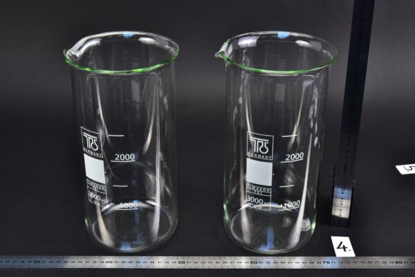 Pair of TGI ILMABOR tall-form beakers, 3000 ml – No. 4