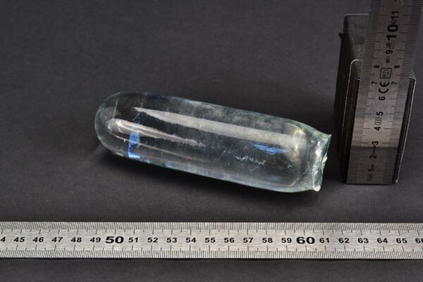 Solid cylindrical glass blank Solid cylindrical glass blank