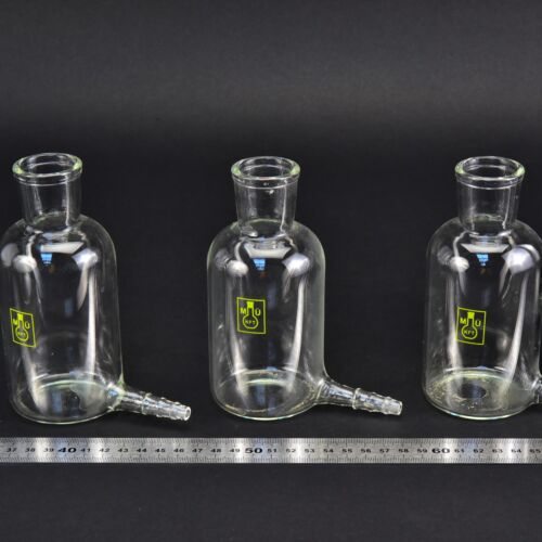 Set of three MÜ KFT aspirator bottles with lower sidearms, 250 ml