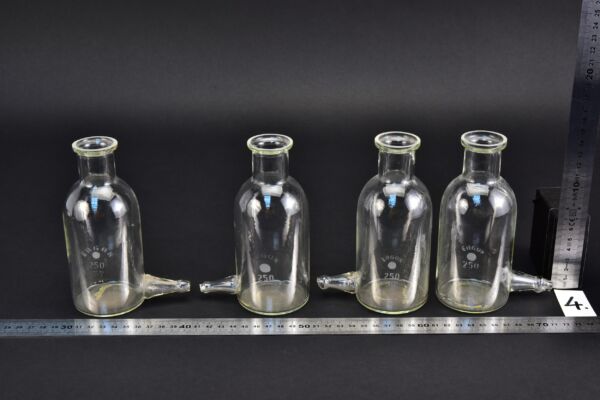Set of four ERGON aspirator bottles with lower sidearms, 250 ml – No. 4 Set of four ERGON aspirator bottles with lower sidearms, 250 ml – No. 4