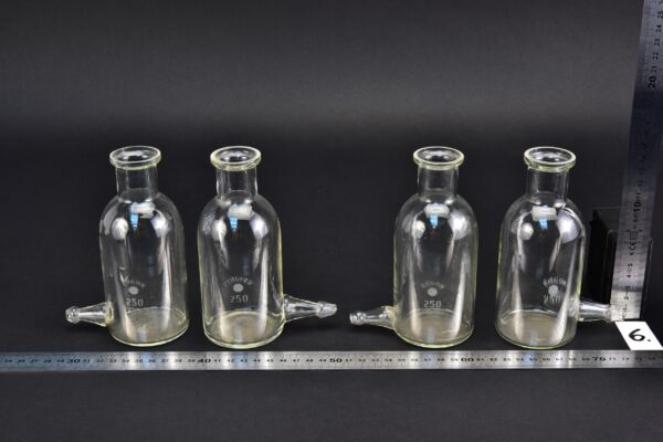 Set of four ERGON and PYROVER aspirator bottles with lower sidearms, 250 ml – No. 6 Set of four ERGON and PYROVER aspirator bottles with lower sidearms, 250 ml – No. 6