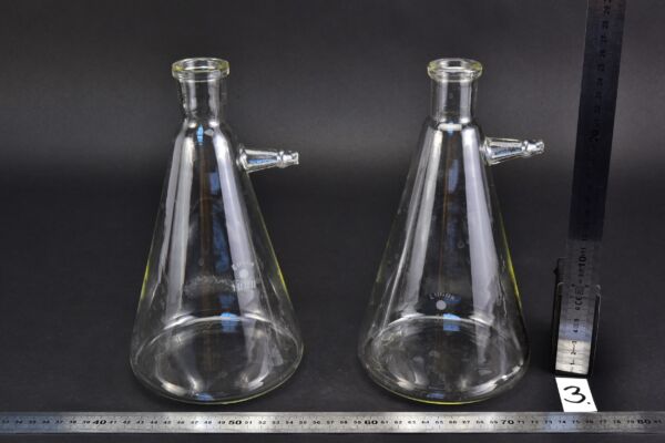 Pair of ERGON filtering / Büchner flasks, 1000 ml – No. 3 Pair of ERGON filtering / Büchner flasks, 1000 ml – No. 3