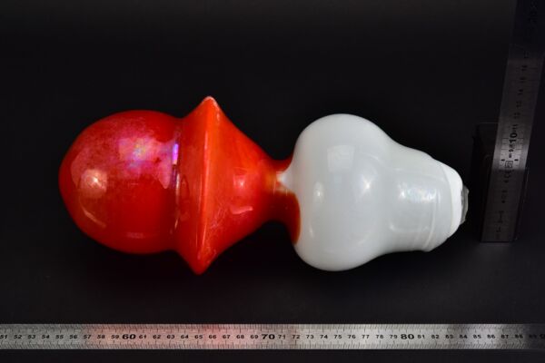 Red-and-white doll-shaped glass blank Red-and-white doll-shaped glass blank