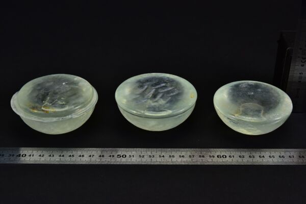 Set of three puck-shaped solid glass blanks – 2 Set of three puck-shaped solid glass blanks – 2