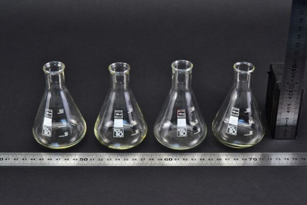 Négydarabos RASOTHERM Erlenmeyer-lombik-készlet, 100 ml
