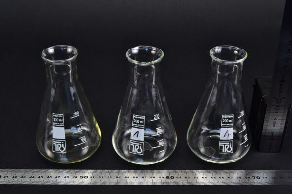 Háromdarabos RASOTHERM Erlenmeyer-lombik-készlet, 200 ml Háromdarabos RASOTHERM Erlenmeyer-lombik-készlet, 200 ml