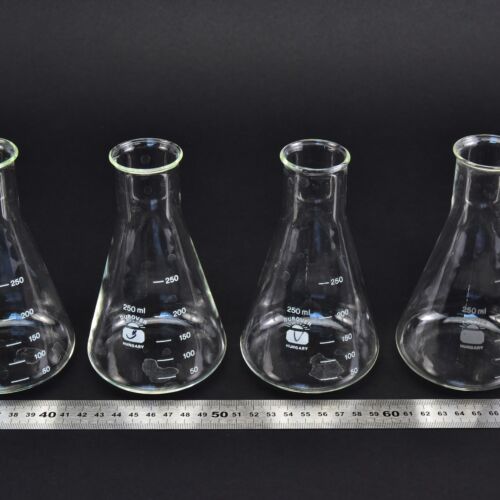 Set of 4 DUROVER narrow-neck Erlenmeyer / conical flasks, 250 ml – No. 1 Set of 4 DUROVER narrow-neck Erlenmeyer / conical flasks, 250 ml – No. 1