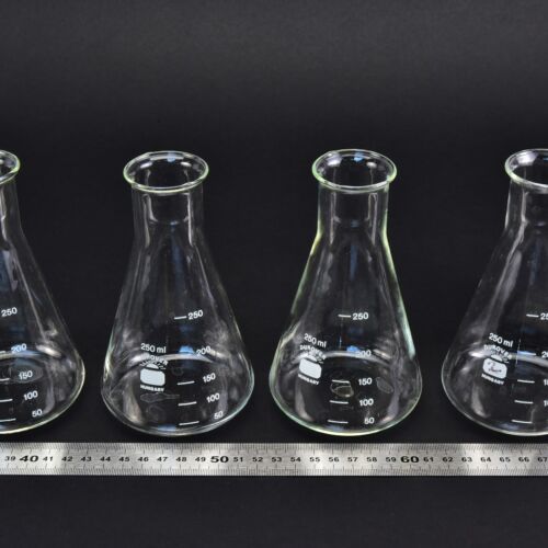 Set of 4 DUROVER narrow-neck Erlenmeyer / conical flasks, 250 ml – No. 2 Set of 4 DUROVER narrow-neck Erlenmeyer / conical flasks, 250 ml – No. 2