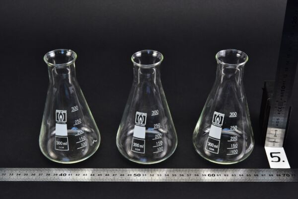 Háromdarabos JENA GLAS RASOTHERM szűk szájú Erlenmeyer-lombik-készlet, 300 ml – Nr. 5