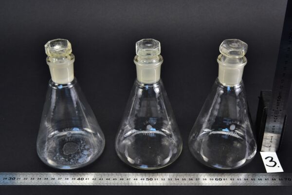 Háromdarabos ERGON csiszolt üvegdugós Erlenmeyer-lombik-készlet, 500 ml – Nr. 3 Háromdarabos ERGON csiszolt üvegdugós Erlenmeyer-lombik-készlet, 500 ml – Nr. 3