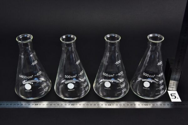 Négydarabos DUROVER szűk szájú Erlenmeyer-lombik-készlet, 500 ml – Nr. 5 Négydarabos DUROVER szűk szájú Erlenmeyer-lombik-készlet, 500 ml – Nr. 5