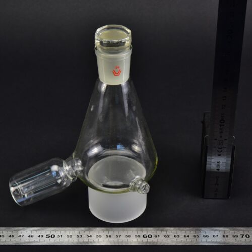 Specialised conical laboratory glass vessel with ground-glass joints and side chamber Specialised conical laboratory glass vessel with ground-glass joints and side chamber