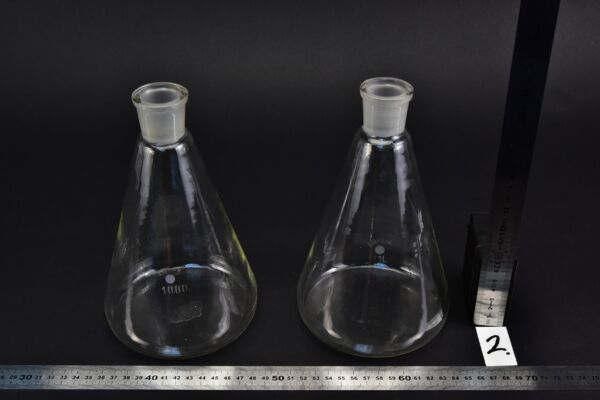 Kétdarabos ERGON csiszolt nyakú Erlenmeyer-lombik-készlet, 1000 ml (dugók nélkül) – Nr. 2 Kétdarabos ERGON csiszolt nyakú Erlenmeyer-lombik-készlet, 1000 ml (dugók nélkül) – Nr. 2
