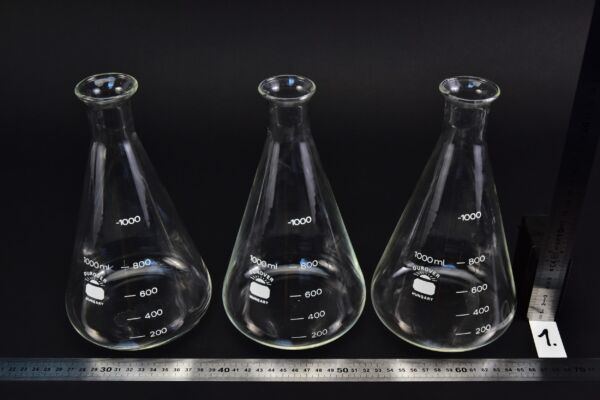 Háromdarabos DUROVER keskeny nyakú Erlenmeyer-lombik-készlet, 1000 ml – Nr. 1 Háromdarabos DUROVER keskeny nyakú Erlenmeyer-lombik-készlet, 1000 ml – Nr. 1