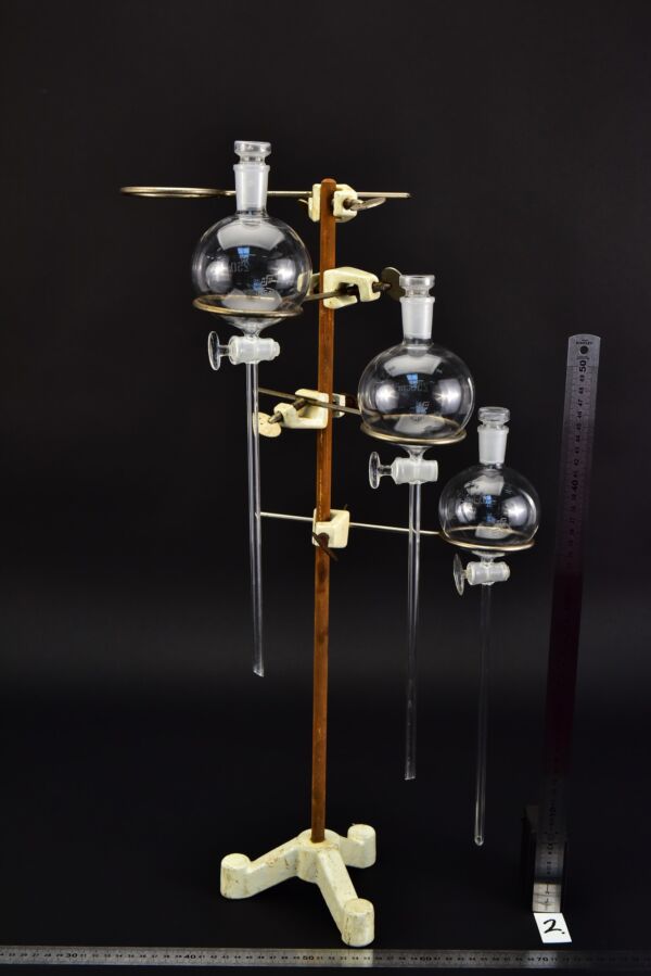 Set of 3 spherical, long-stem glass separating funnels, 250 ml – No. 2