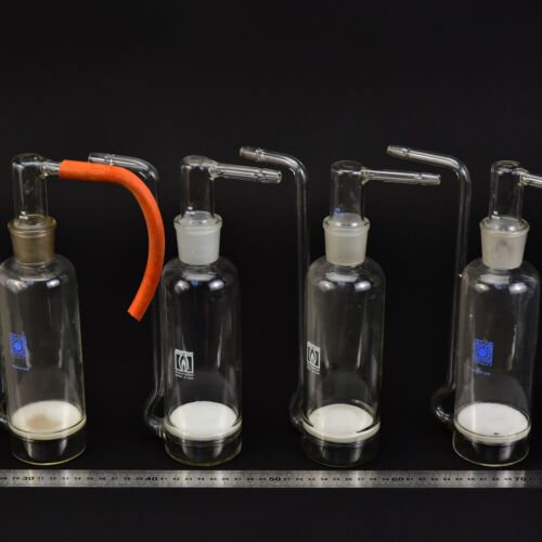 Set of four JENA RASOTHERM gas-washing bottles with sintered-glass discs – No. 2 Set of four JENA RASOTHERM gas-washing bottles with sintered-glass discs – No. 2
