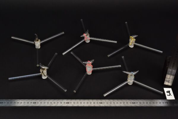 Set of six three-way laboratory glass stopcocks – No. 9 Set of six three-way laboratory glass stopcocks – No. 9