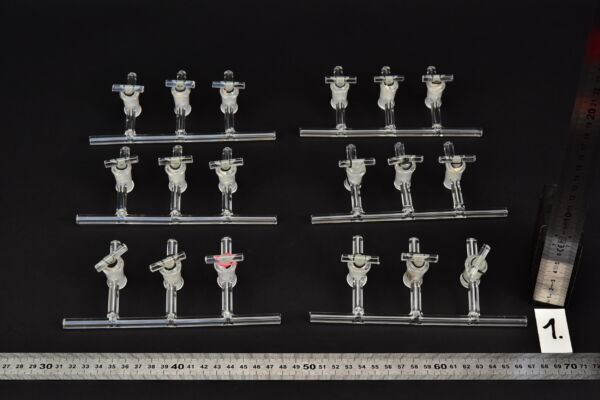 Set of six three-port laboratory glass manifolds with glass stopcocks – No. 1 Set of six three-port laboratory glass manifolds with glass stopcocks – No. 1