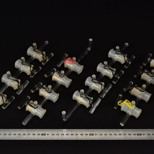 Set of four four-port laboratory glass manifolds with glass stopcocks – No. 4 Set of four four-port laboratory glass manifolds with glass stopcocks – No. 4