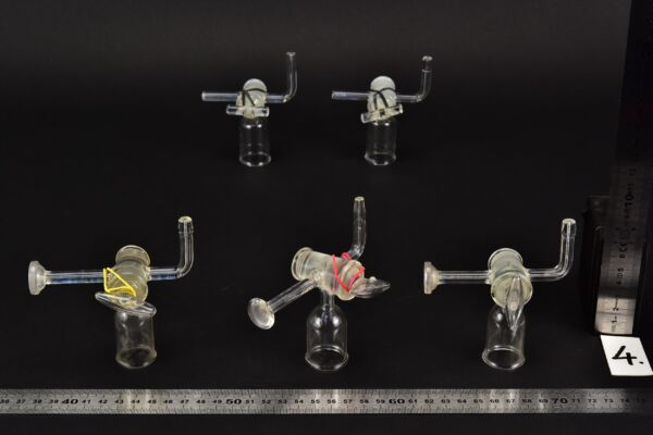 Ötdarabos, kisméretű csapos laboratóriumi üvegharang-készlet – Nr. 4 Ötdarabos, kisméretű csapos laboratóriumi üvegharang-készlet – Nr. 4
