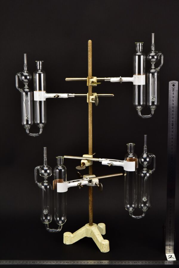 Set of four two-chamber glass gas absorption pipettes – No. 2 Set of four two-chamber glass gas absorption pipettes – No. 2