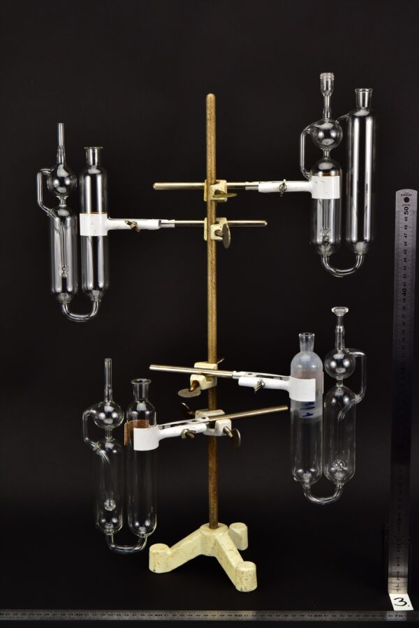 Set of four two-chamber glass gas absorption pipettes – No. 3
