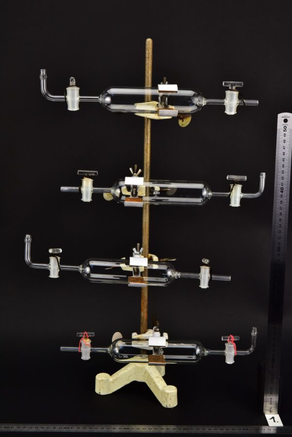 Set of four glass gas sampling tubes with twin stopcocks – No. 1 Set of four glass gas sampling tubes with twin stopcocks – No. 1