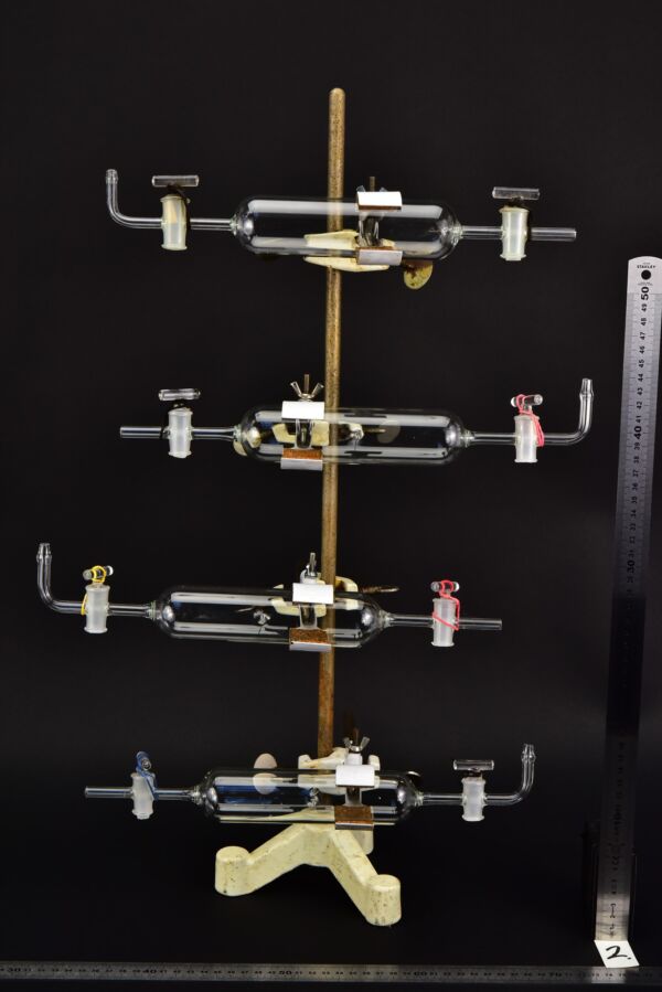 Set of four glass gas sampling tubes with twin stopcocks – No. 2 Set of four glass gas sampling tubes with twin stopcocks – No. 2