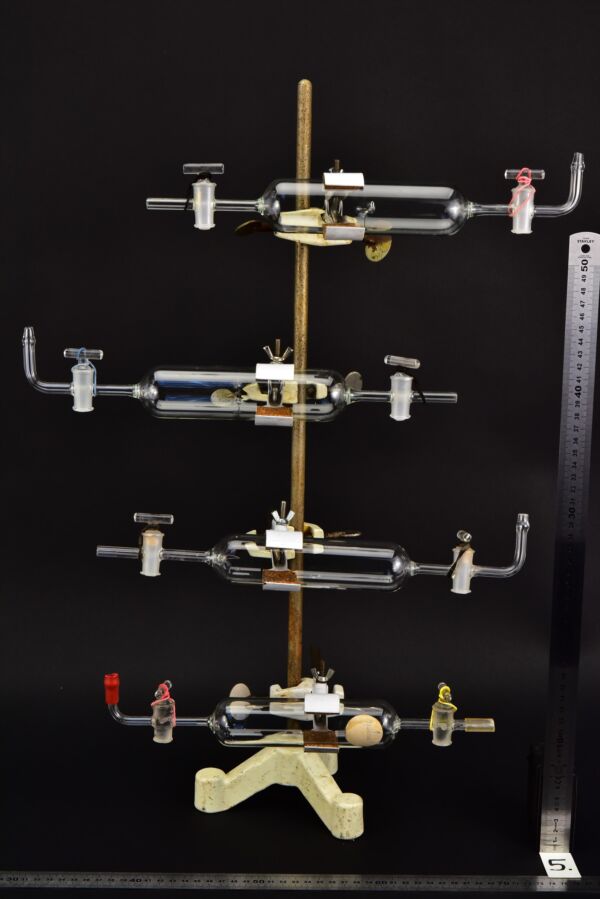 Set of four glass gas sampling tubes with twin stopcocks – No. 5 Set of four glass gas sampling tubes with twin stopcocks – No. 5