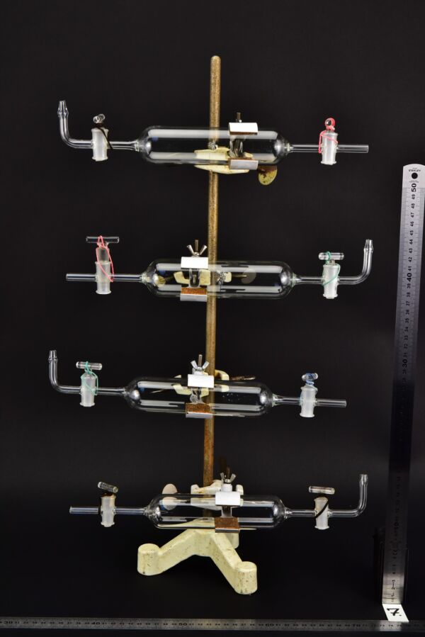 Set of four glass gas sampling tubes with twin stopcocks – No. 7 Set of four glass gas sampling tubes with twin stopcocks – No. 7