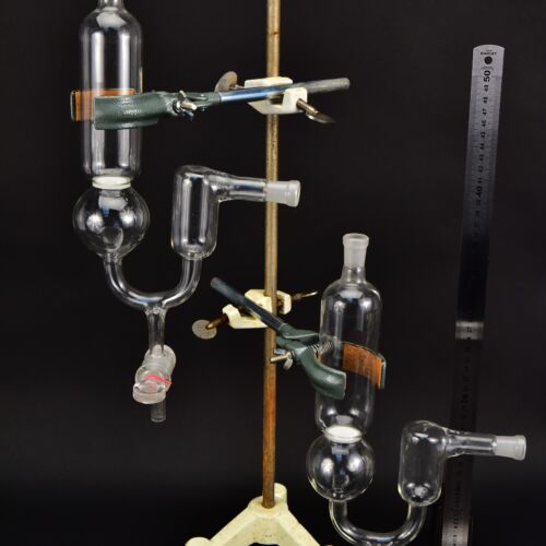 Szinterüveg korongos laboratóriumi üvegeszköz-pár alsó csappal – Nr. 1 Szinterüveg korongos laboratóriumi üvegeszköz-pár alsó csappal – Nr. 1