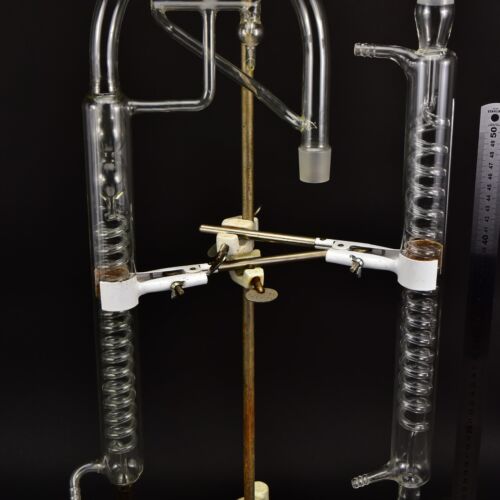 Set of two glass coil condensers with an arched head assembly Set of two glass coil condensers with an arched head assembly