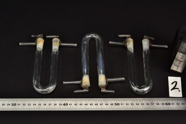 U-shaped drying tubes with two glass stopcocks – set of three – No. 2 U-shaped drying tubes with two glass stopcocks – set of three – No. 2