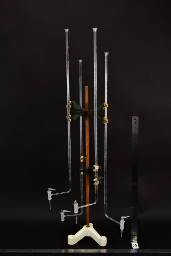 Long glass burettes with offset stopcocks – set of four – No. 3 Long glass burettes with offset stopcocks – set of four – No. 3