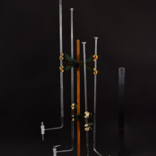 Long glass burettes with offset stopcocks – set of four – No. 4 Long glass burettes with offset stopcocks – set of four – No. 4