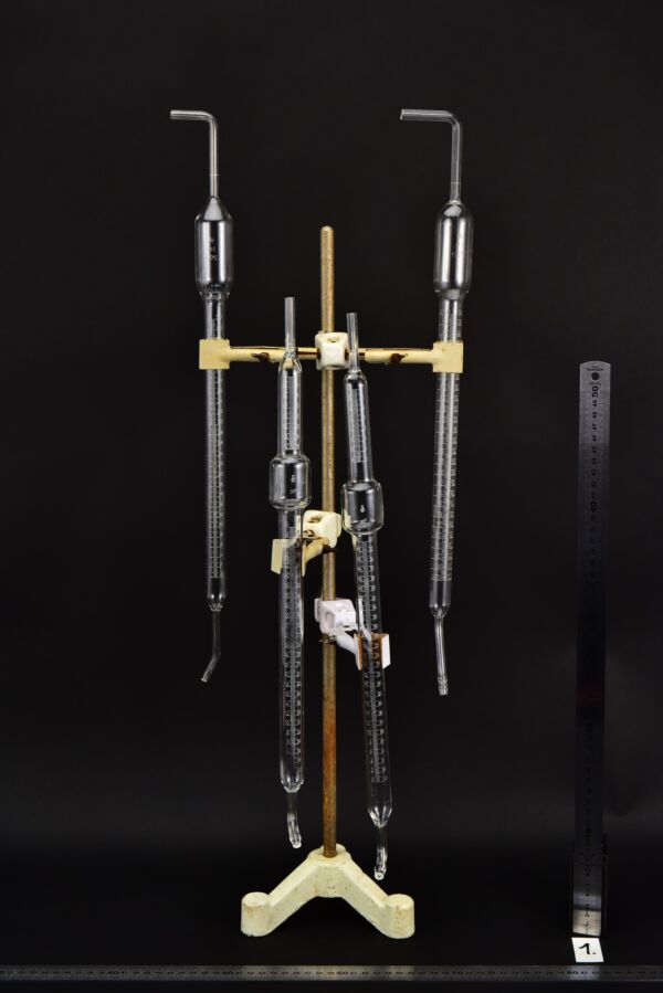 Laboratory glass gas burettes – set of four – No. 1 Laboratory glass gas burettes – set of four – No. 1
