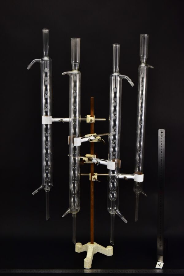 Allihn bulb condensers – set of four – No. 1 Allihn bulb condensers – set of four – No. 1