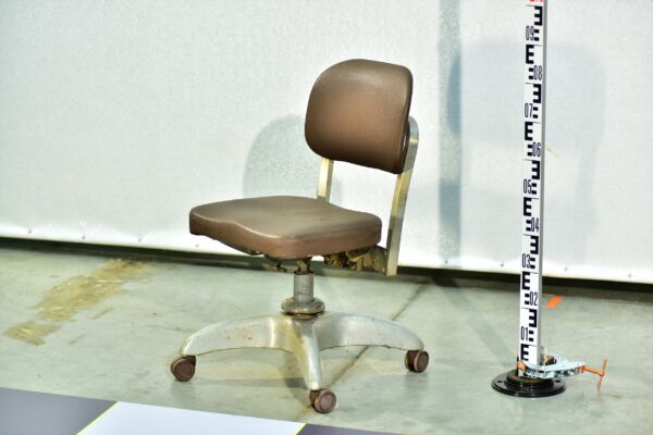American Office Chair in the Manner of EMECO / GoodForm with ‘Propeller’ Base