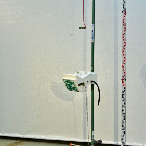 Combined Chemical-Plant Emergency Safety Shower and Eyewash Station with Foot-Pedal Operation – No. 1