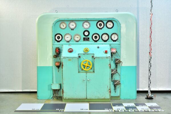 Láng Gépgyár Main Control and Regulation Panel for a 50 MW Steam-Turbine Generator Set – No. 1 Láng Gépgyár Main Control and Regulation Panel for a 50 MW Steam-Turbine Generator Set – No. 1