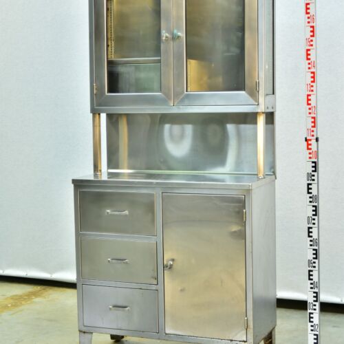 American Military-Style Stainless-Steel Surgical Cabinet with Cupboard-Style Design – No. 1
