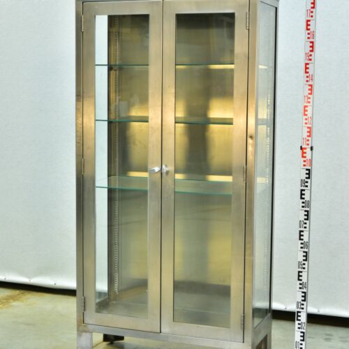 Tall Stainless-Steel Surgical Display Cabinet in American Military Style – No. 3 Tall Stainless-Steel Surgical Display Cabinet in American Military Style – No. 3