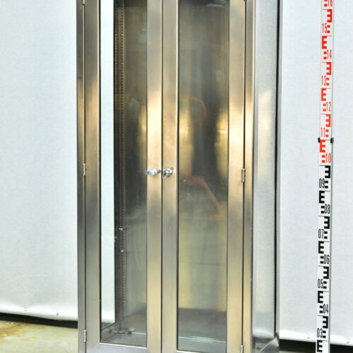 Tall Stainless-Steel Surgical Display Cabinet in American Military Style – No. 5 Tall Stainless-Steel Surgical Display Cabinet in American Military Style – No. 5